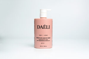 DAÉLI Molecular Leave-In Cream — Незмивний крем для відновлення волосся і захисту, для гладкості і щільності