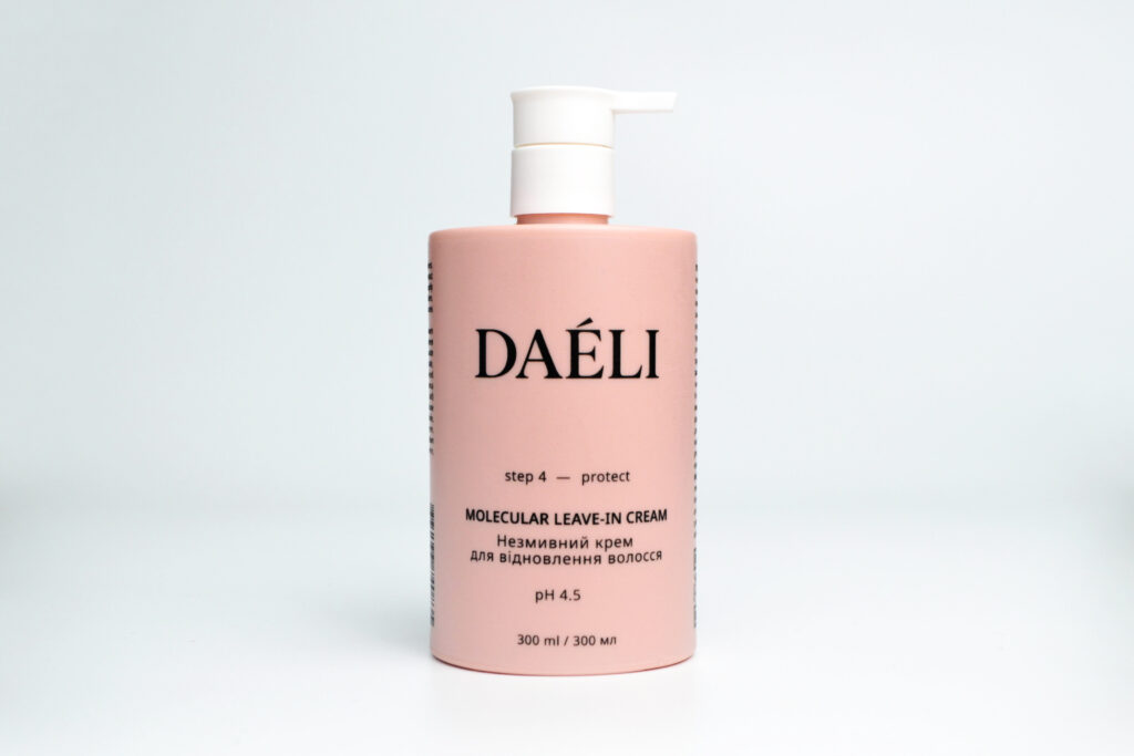 DAÉLI Molecular Leave-In Cream — Незмивний крем для відновлення волосся і захисту, для гладкості і щільності